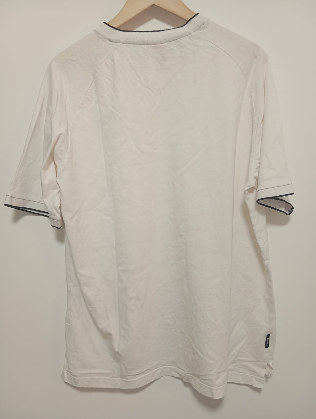 Slazenger Heritage: Classic Sport V-Neck Tee
